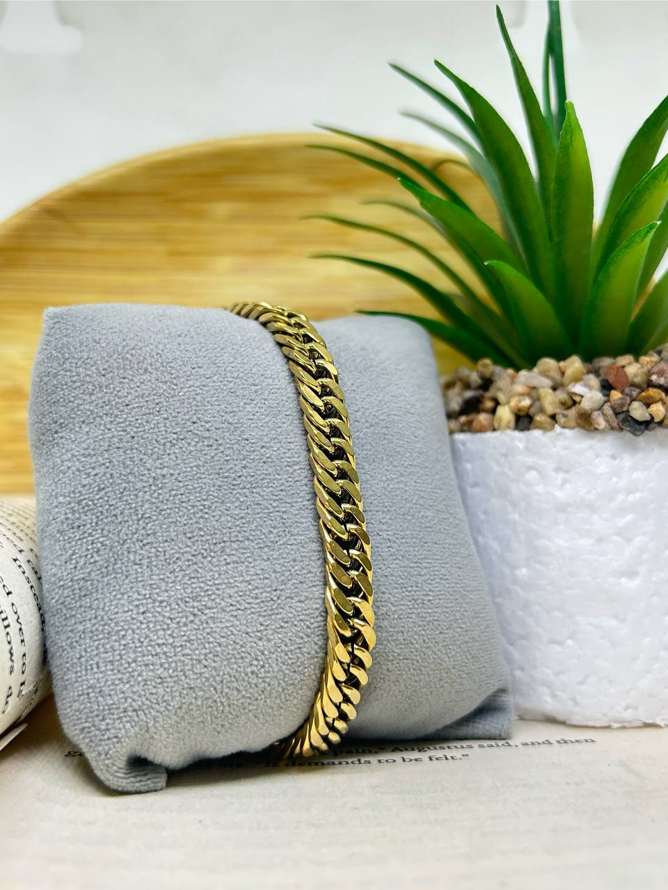 انسيالات ذهبي استالس بيور